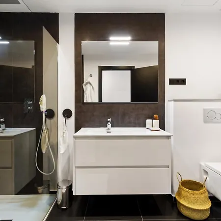 Vivi Homes - Casa Blanca Ii