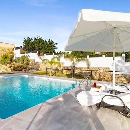 Villa Vivi Homes - Casa Blanca Ii
