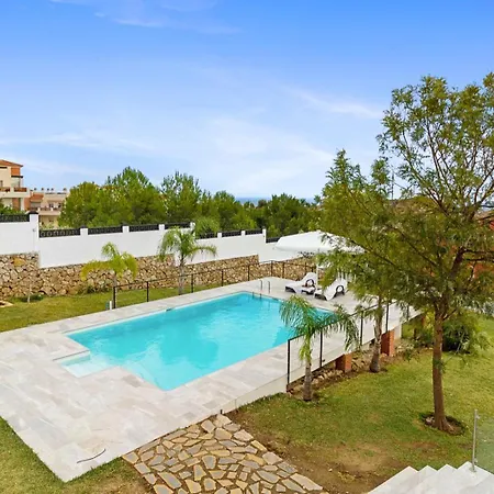 Vivi Homes - Casa Blanca Ii Villa *
